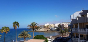 4Arguineguin terrasse and 1 min to beach
